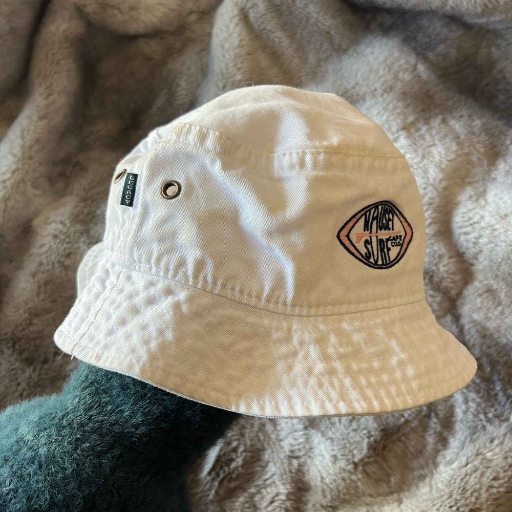 Cape Cod bucket hat